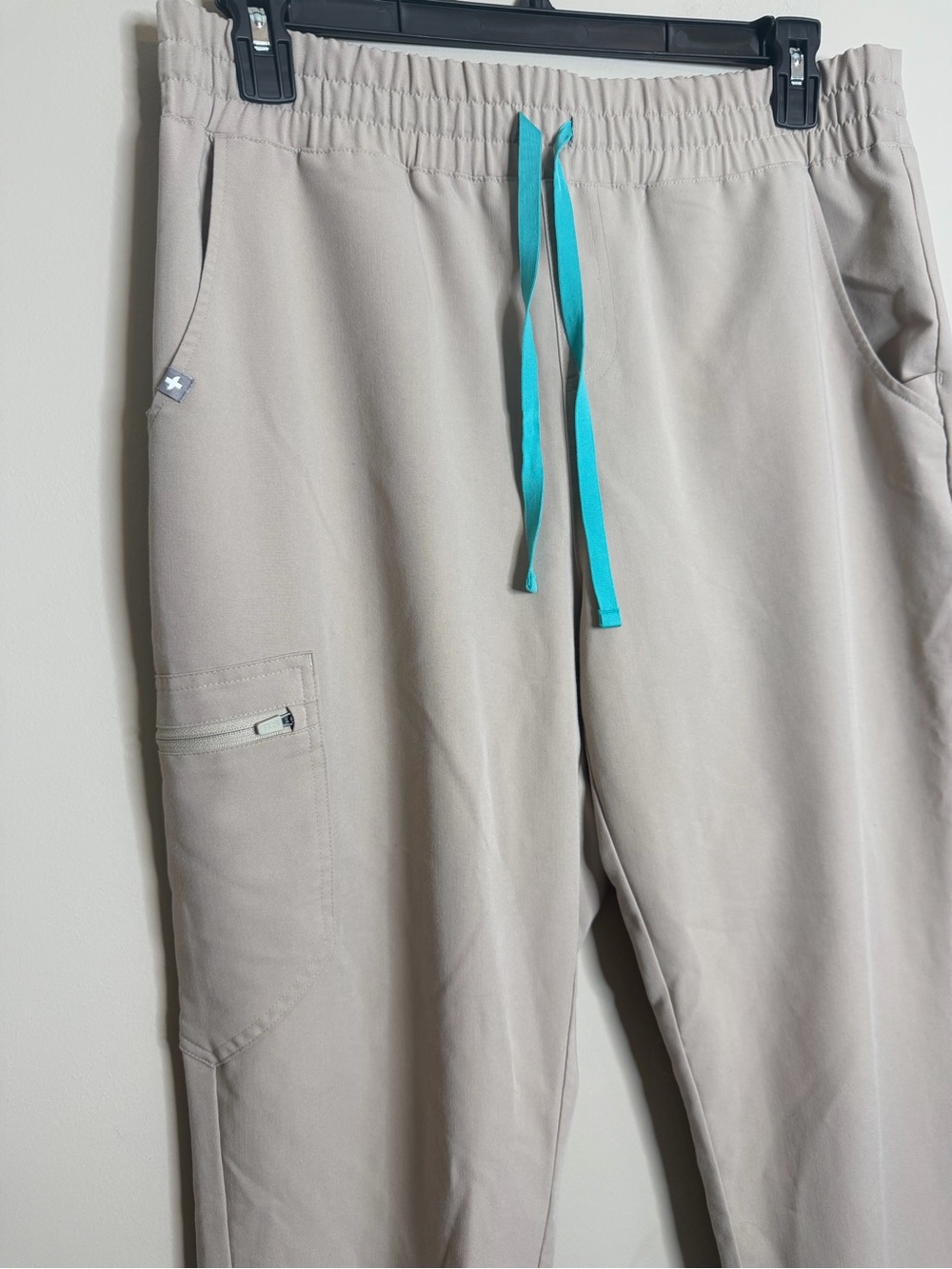 Figs Zamora Jogger Scrub Pants Sandstone Caribbean Blue Large Petite - Picture 4 of 7